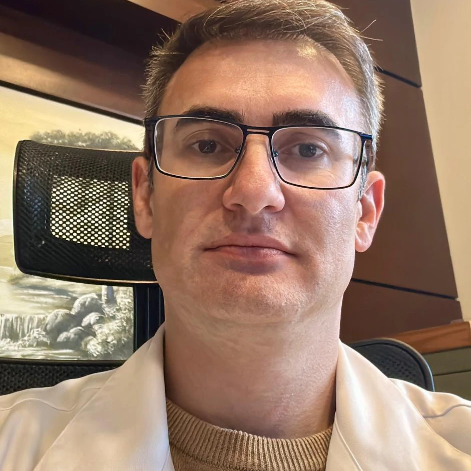 Ricardo Smanioto - Residência Médica em Psiquiatria Mackenzie
